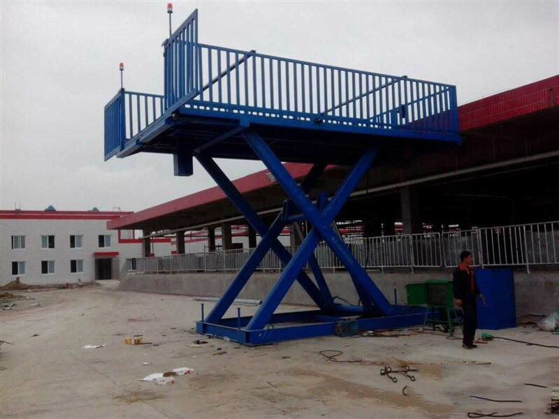 卸猪台.jpg