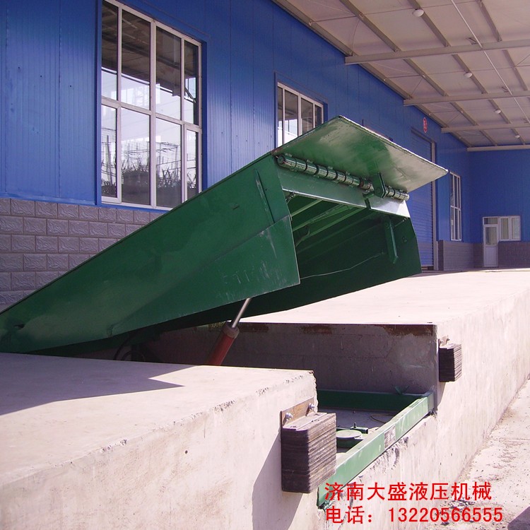 固定式登车桥